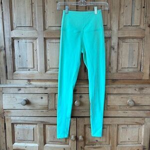Saski Collection Women's Size‎ XS Spearmint Green Leggings Athletic workout